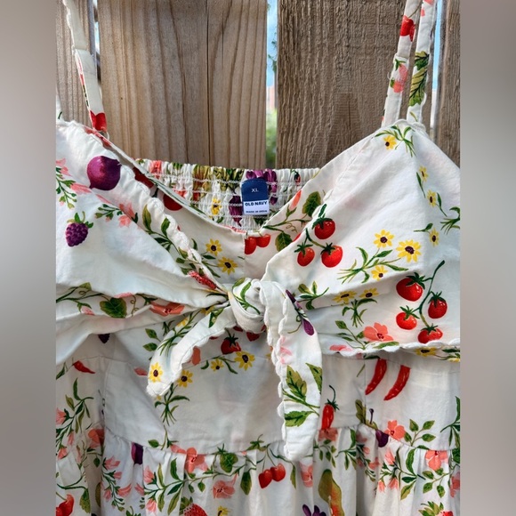 Old Navy Floral Sundress with Ruffle Detail - Picture 6 of 7
